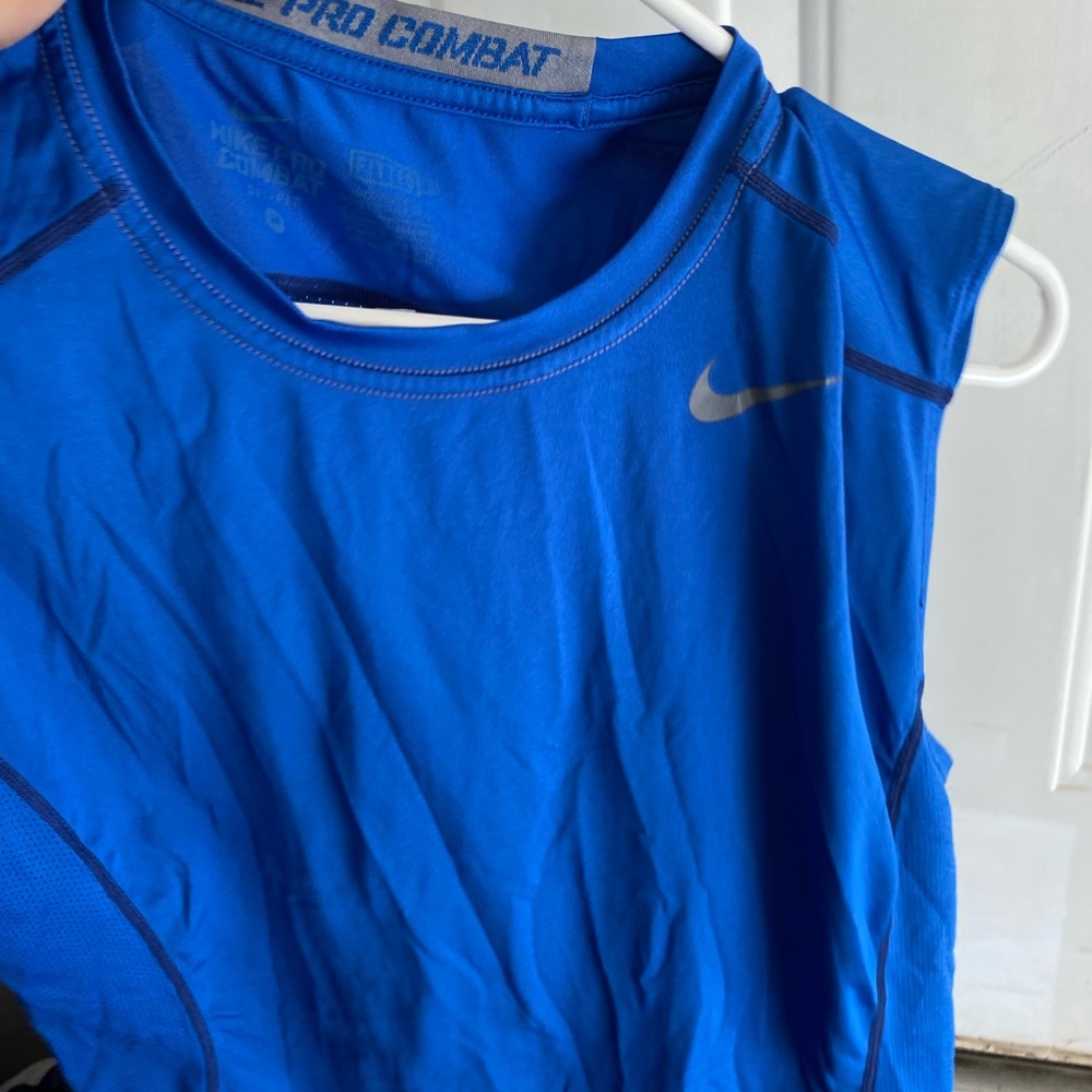 Nike pro combat tank top - Picture 3 of 13